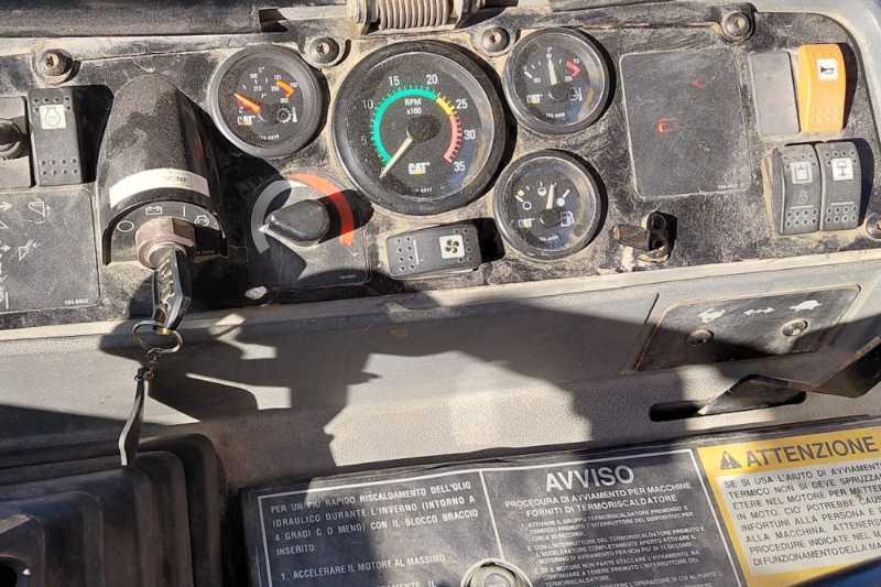 OmecoHub - Immagine CATERPILLAR 438C